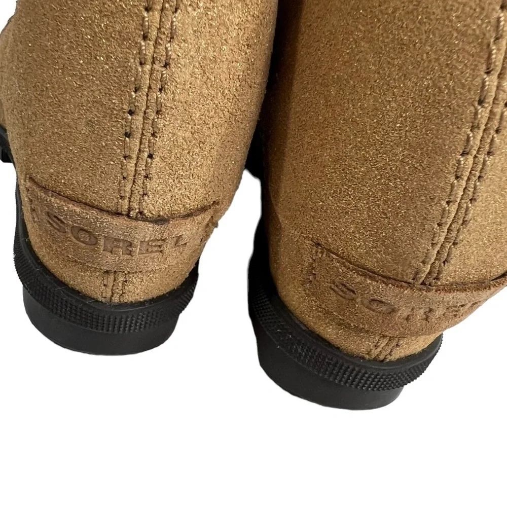 Sorel Joan of Arctic Shimmer Wedge II Lace up boot Camel Youth size 4/35